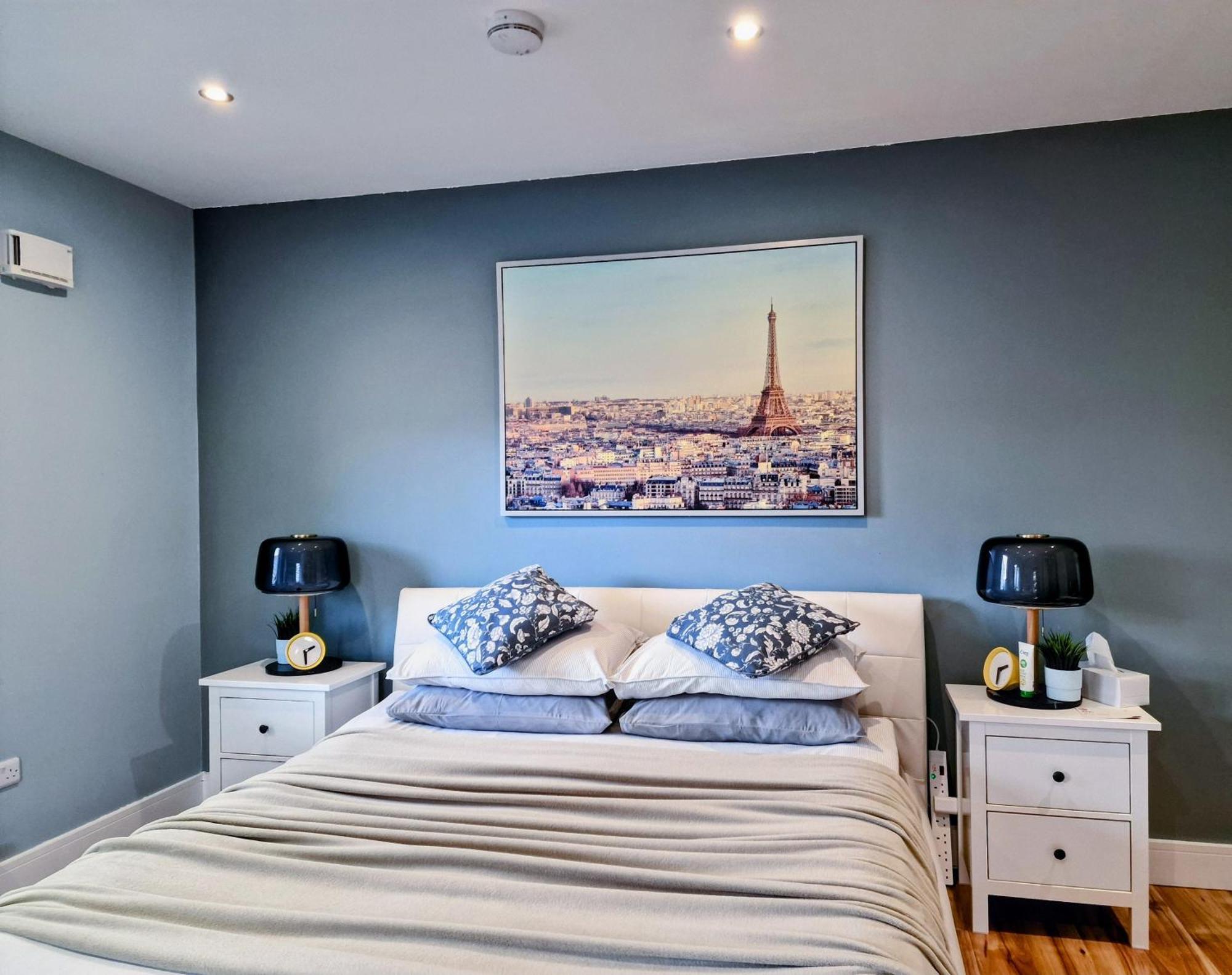Master Bedroom With Ensuite Lucan Exterior foto
